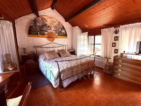 Porzione Di Casa via Vicolo Carrugetto 16, Pigna