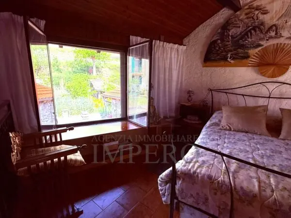 Porzione Di Casa via Vicolo Carrugetto 16, Pigna