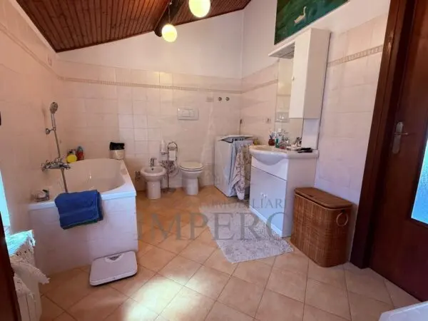 Porzione Di Casa via Vicolo Carrugetto 16, Pigna