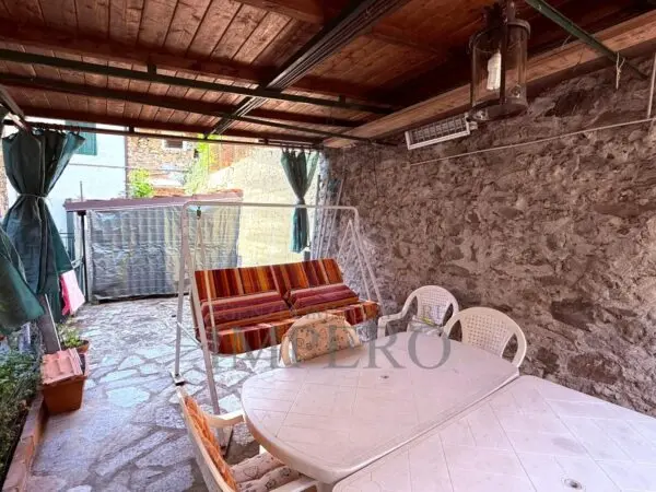 Porzione Di Casa via Vicolo Carrugetto 16, Pigna