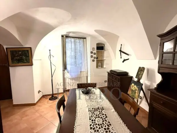 Porzione Di Casa via Vicolo Carrugetto 16, Pigna