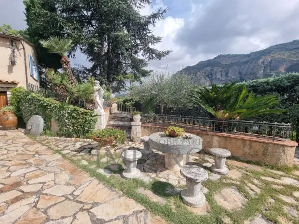 Villa via Gallardi 63, Ventimiglia