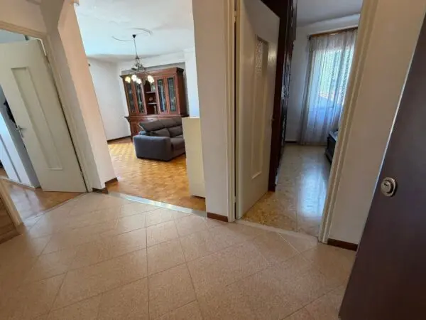 Quadrilocale via Martiri Della Libertà 330, Sanremo