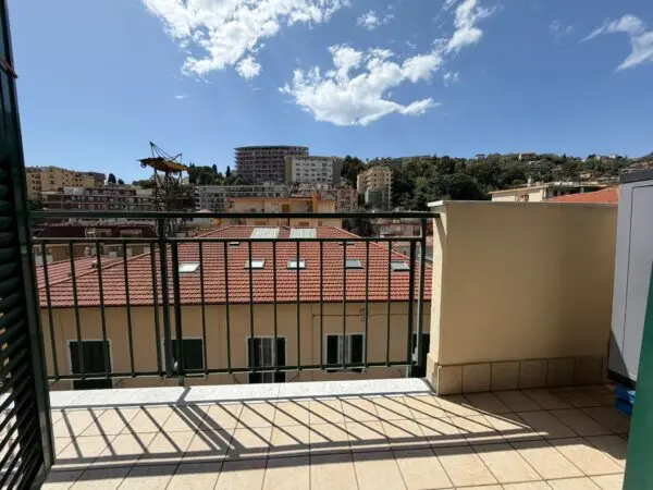 Quadrilocale via Martiri Della Libertà 330, Sanremo