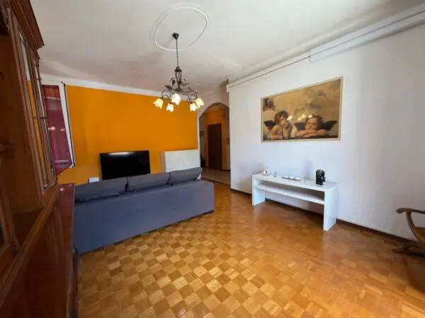 Quadrilocale via Martiri Della Libertà 330, Sanremo