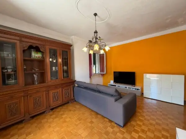 Quadrilocale via Martiri Della Libertà 330, Sanremo