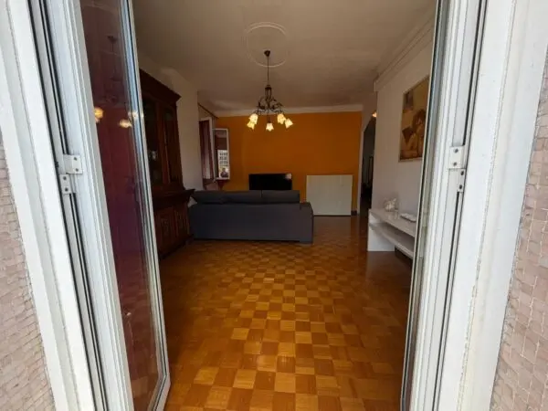Quadrilocale via Martiri Della Libertà 330, Sanremo