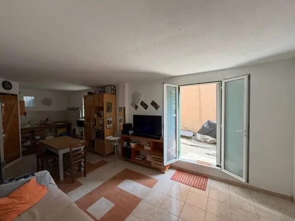 Trilocale via Delle Ginestre 23, Sanremo
