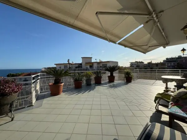Attico via Della Repubblica 10, Sanremo