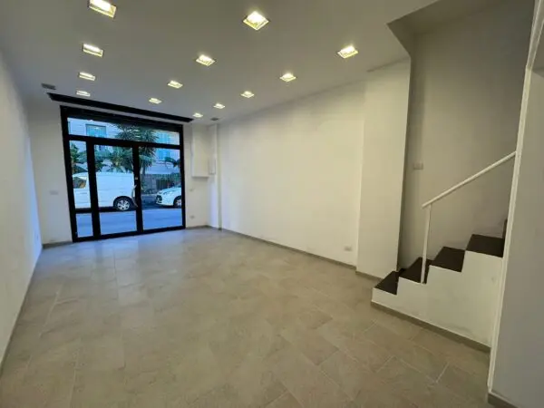 Capannone via Lamarmora 31, Sanremo