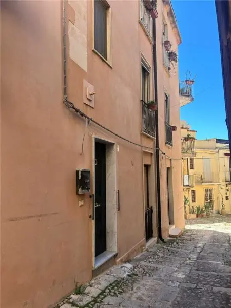 Appartamento via Vico Carlo Pisacane, Noto