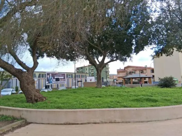 Locale Commerciale piazza Cavallera, Iglesias