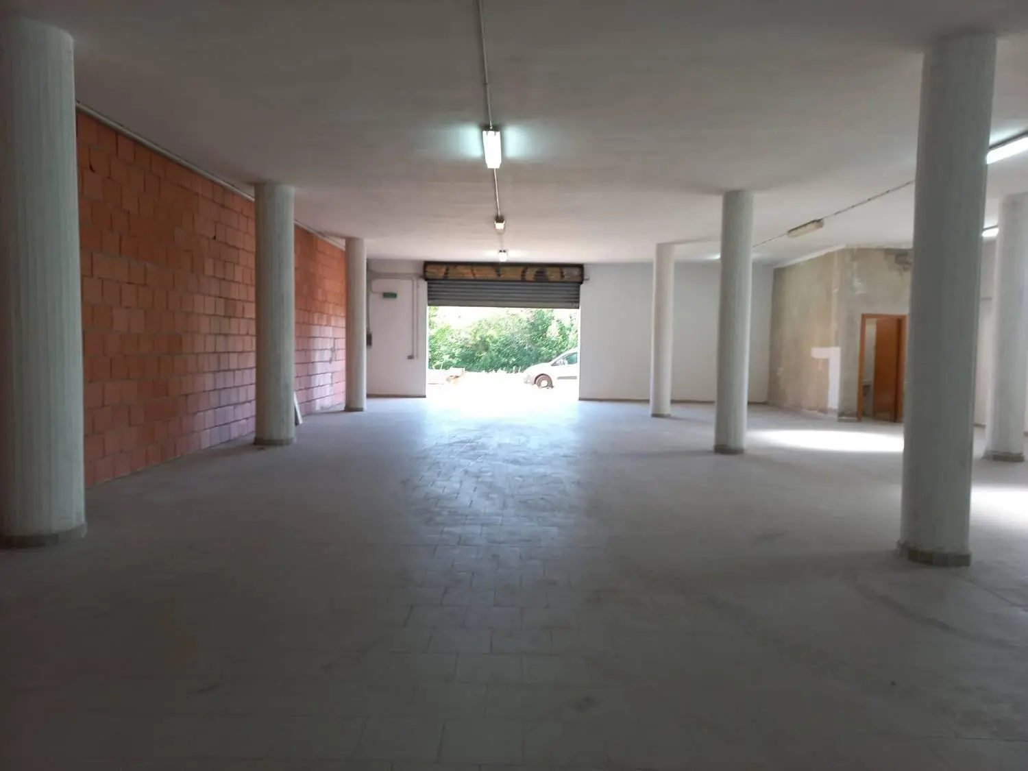 Immagine per Locale Commerciale in vendita a Iglesias via Cristoforo Colombo