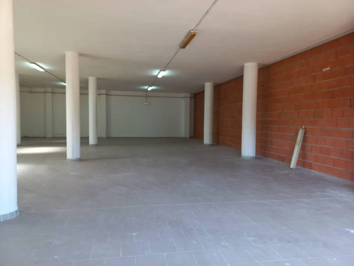Immagine per Locale Commerciale in vendita a Iglesias via Cristoforo Colombo