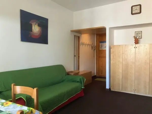 Appartamento via Ortigara, Cesana Torinese