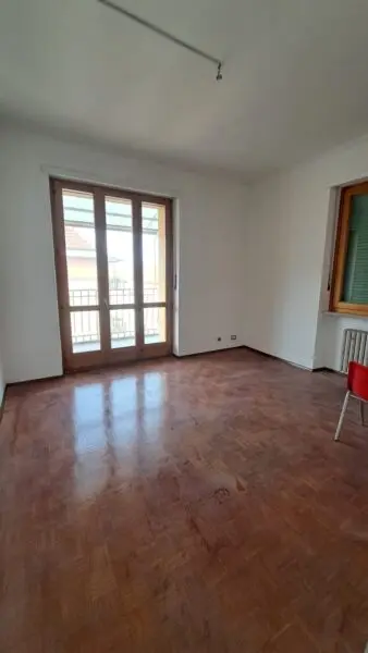 Appartamento via Capelli, Torino