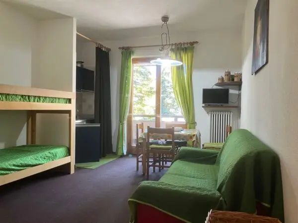Appartamento via Ortigara, Cesana Torinese