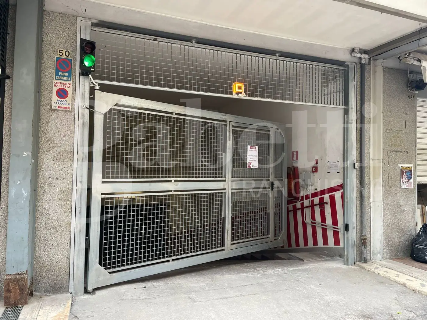 Immagine per Box - Posto auto in vendita a Barletta via Rizzitelli