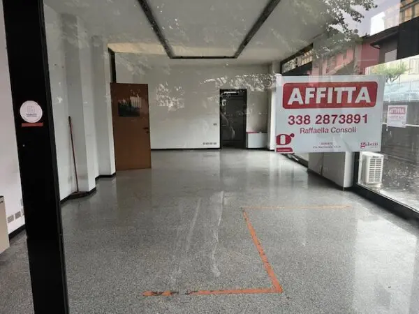 Negozio via Chiesa San Grisogono 7, Seriate