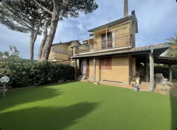 Villa Trifamiliare Santa Marinella