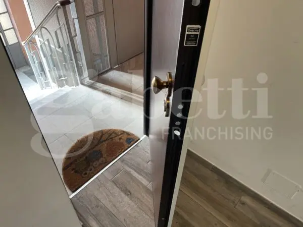 Appartamento via Cirenaica 20, Torino