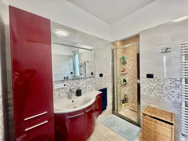 Villa via Borgo Nuovo, Givoletto