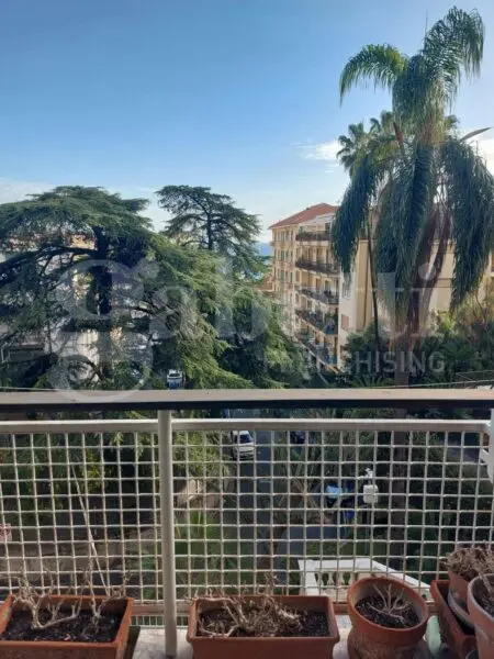 Appartamento via Privata Fratelli Asquasciati 38, Sanremo