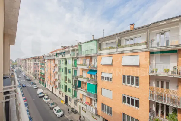 Appartamento via Taggia 1, Torino