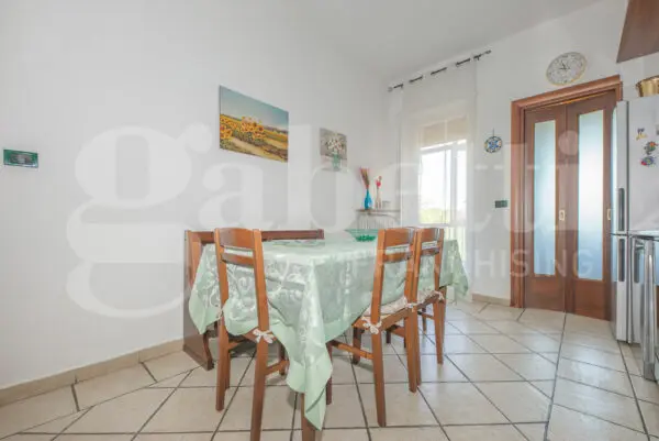 Appartamento via Carso 43, Rivoli