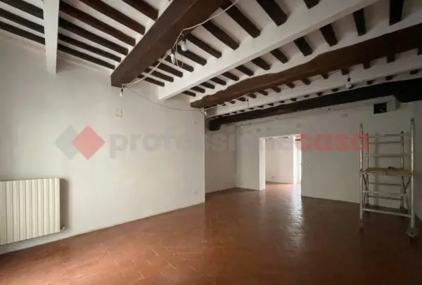 Negozio via Dei Redi 19, Arezzo