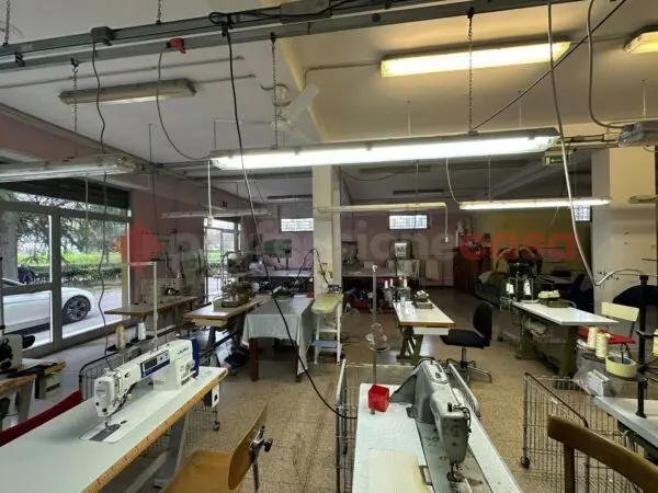 Immagine per Laboratorio in affitto a Arezzo