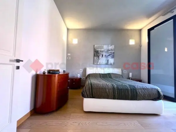 Appartamento via Pisano 20, Verona