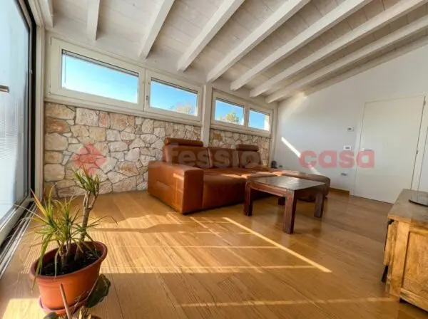 Appartamento via Pisano 20, Verona