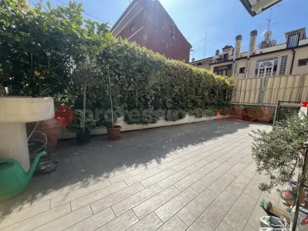 Appartamento via Pisano 20, Verona
