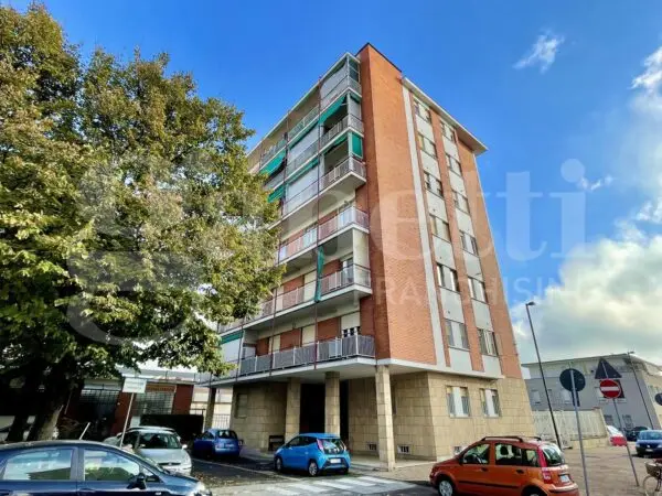 Box - Posto Auto Collegno