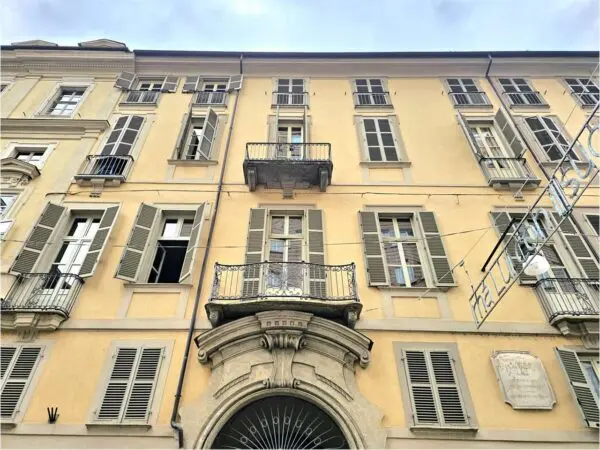 Appartamento via Giuseppe Lugi Lagrange 29, Torino