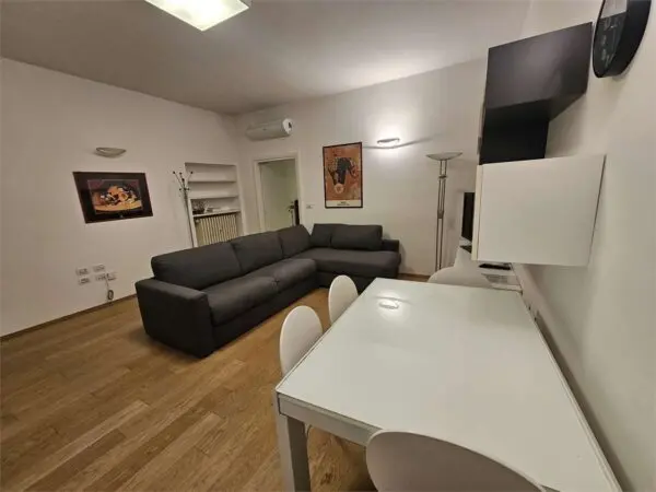 Appartamento via Giuseppe Lugi Lagrange 29, Torino