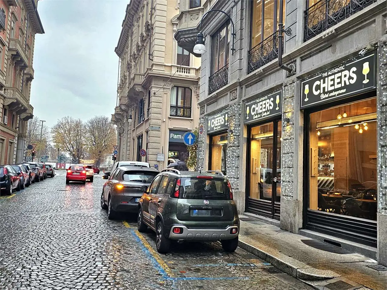 Immagine per Negozio in vendita a Torino via Giovanni Botero 16