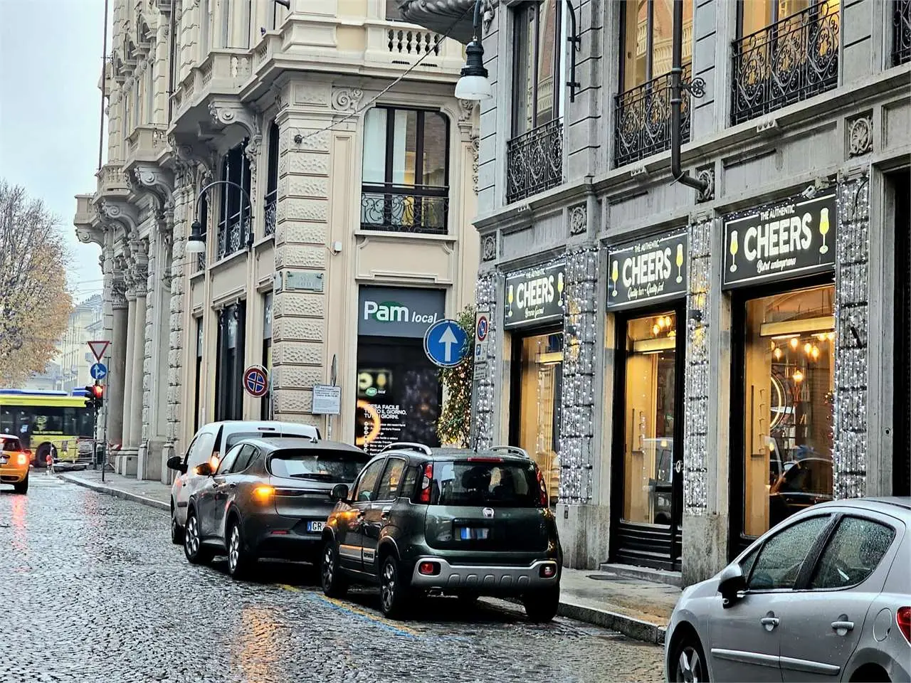 Immagine per Negozio in vendita a Torino via Giovanni Botero 16