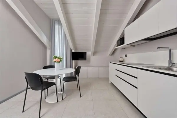 Appartamento via Padova 58, Torino