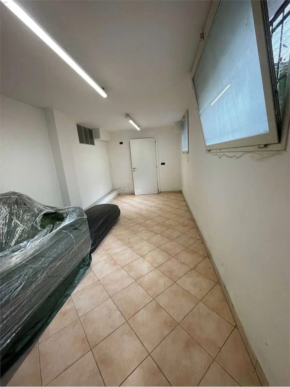 Immagine per Negozio in affitto a Rivoli corso Alcide De Gasperi 71