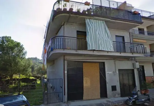 Appartamento via Sardegna 1, Paternò