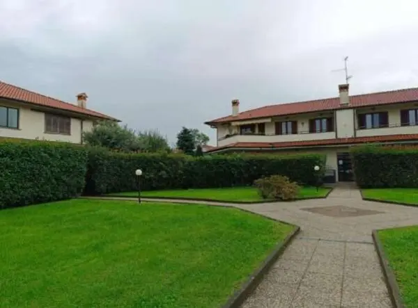Appartamento via Aldo Moro 2, Inveruno