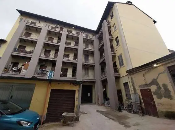 Appartamento via Varesina 55, Milano