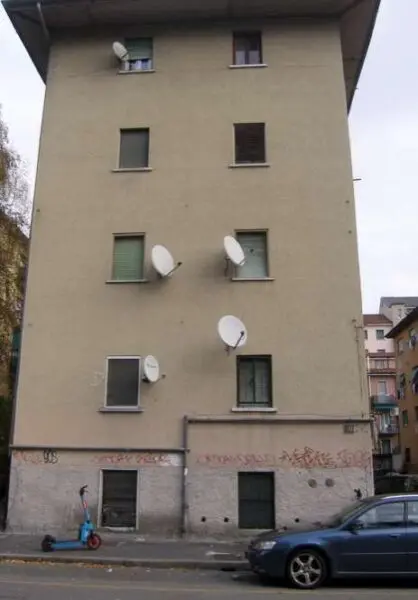 Immagine per Laboratorio in asta a Milano
