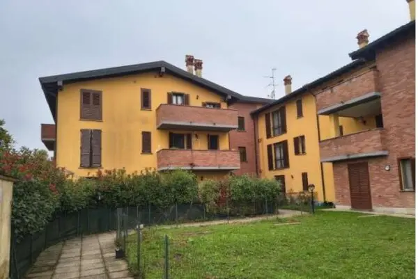 Appartamento via Eugenio Montale 15, Certosa Di Pavia