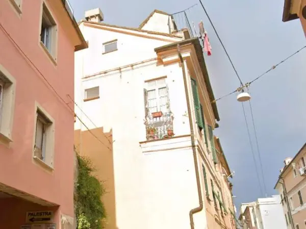 Immagine per Appartamento in asta a Genova via Sapello 15