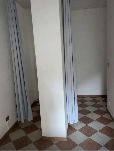 Negozio via Po 24b, Rivoli