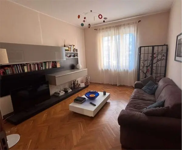 Appartamento 32, Rivoli