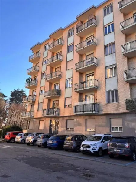 Appartamento 32, Rivoli